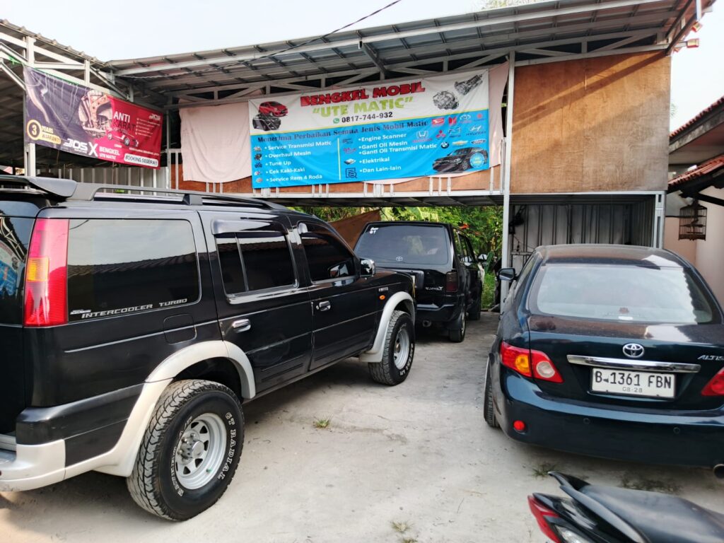 Bengkel spesialis mobil matic