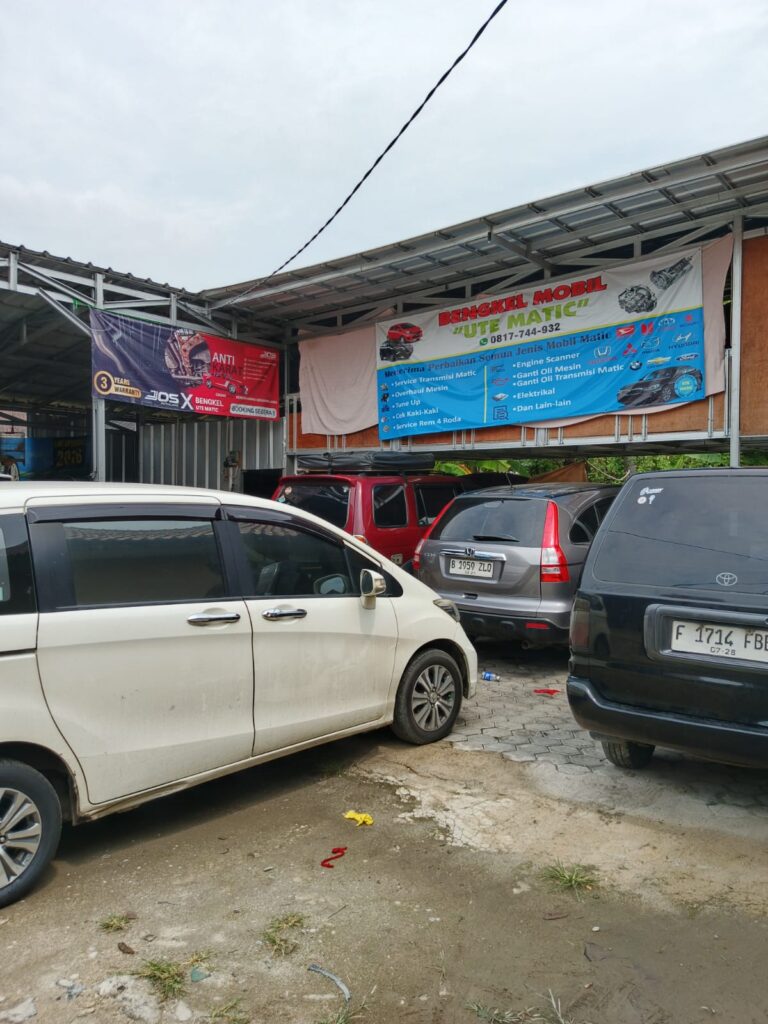 Bengkel spesialis mobil matic di Bekasi